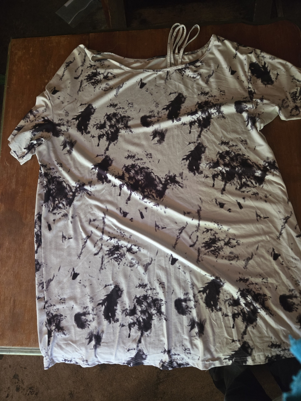 Casual Tie-Dye Short Sleeve Men's Shirt - Black on Light Gray